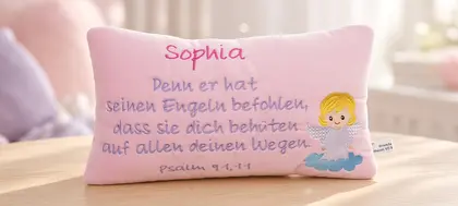 Personalisiertes weißes Taufkissen mit gesticktem Psalm 91,11, Name und Datum in zarten Farben.