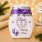 Preview: Personalisiertes Windelgeschenk zur Geburt bestickt mit Name, Geburtsdaten und einem feinen Herz.