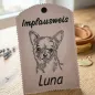 Preview: Impfausweishülle Chihuahua mit Wunschname individuell bestickt
