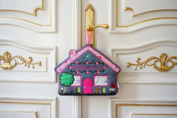 Türanhänger Willkommen