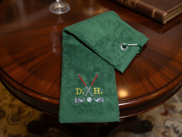 Golfhandtuch mit Namen bestickt