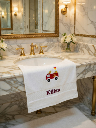 Handtuch mit Feuerwehrauto