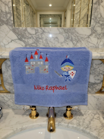 Preview: Ritter Handtuch mit Namen