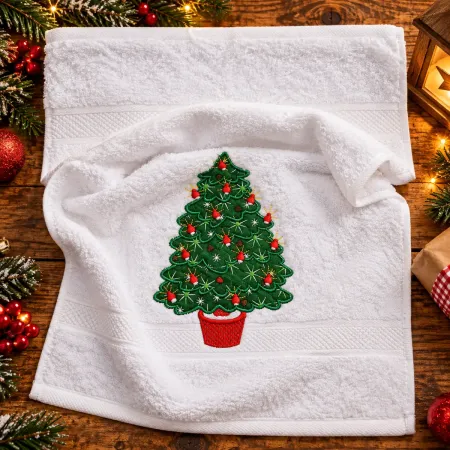 Weißes Gästehandtuch 30x50 cm mit grünem gesticktem Weihnachtsbaum, roten Kugeln, Girlanden und rotem Blumentopf