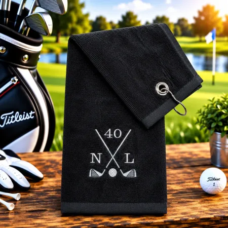 Golfhandtuch Schwarz Personalisiert mit Golfschläger und Initialen
