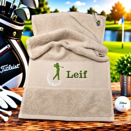 Personalisiertes Golfhandtuch in Sand mit Golferin und Wunschname