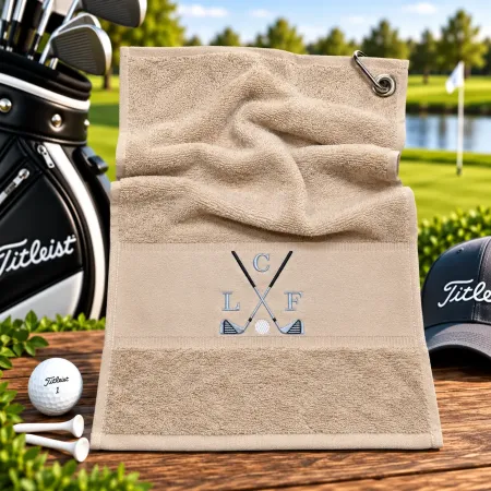Golfhandtuch Sand Personalisiert mit Golfmotiv und Initialen