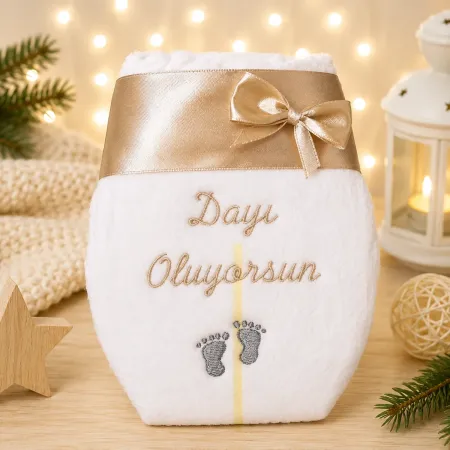 Bestickte Windel auf Türkisch für Onkel (Dayi) oder Tante (Hala).