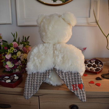 Preview: Lieferumfang: Stofftier ohne Dekoration. Bild: 