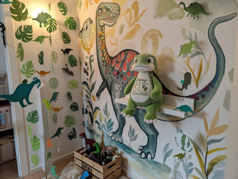 Lieferumfang: Stofftier ohne Dekoration. Bild: "KI-generierter Inhalt."