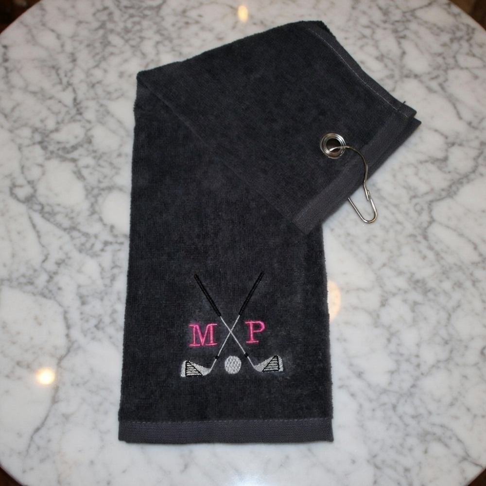 Golfhandtuch mit Namen bestickt