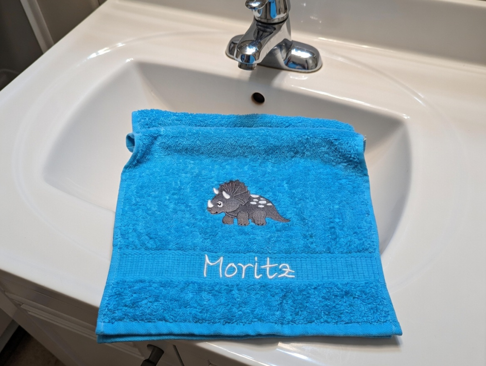 Handtuch mit Name Moritz Dinossaurier Dino
