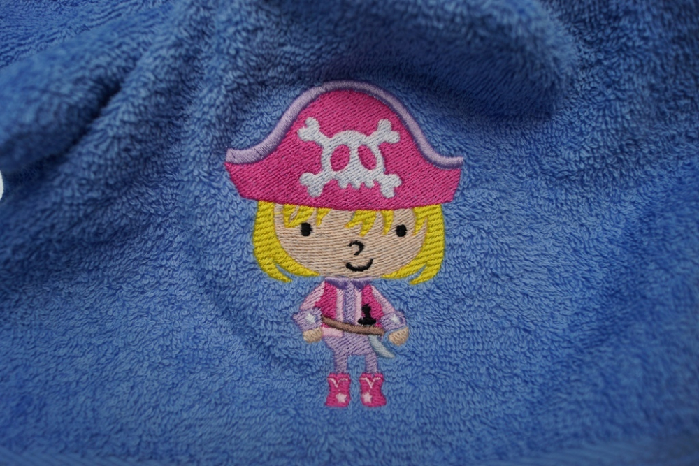 Handtuch mit Piratin