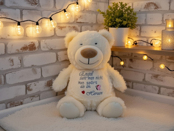 Lieferumfang: Stofftier ohne Dekoration. Bild: "KI-generierter Inhalt."