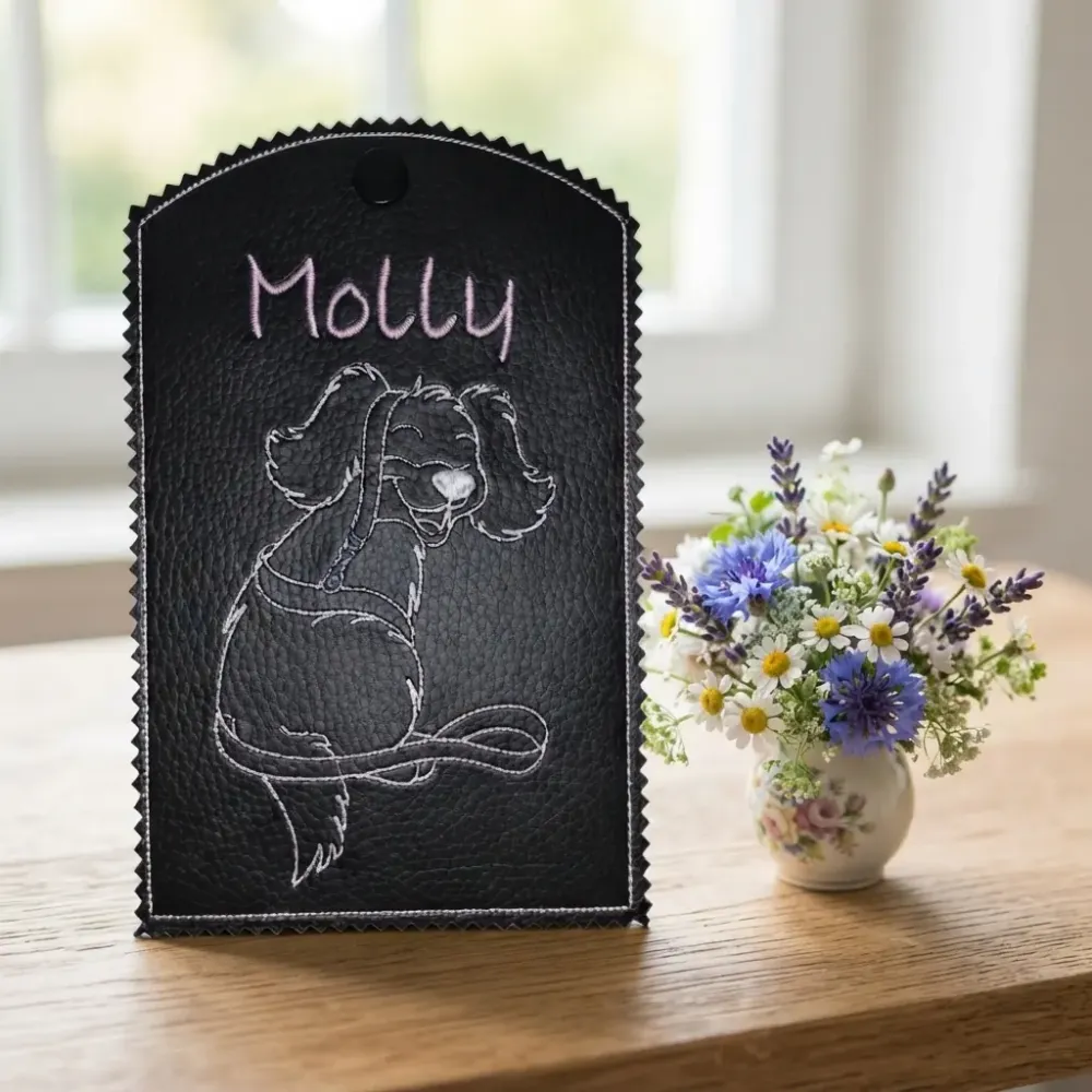 Impfpasshülle mit Hunde und Name Molly